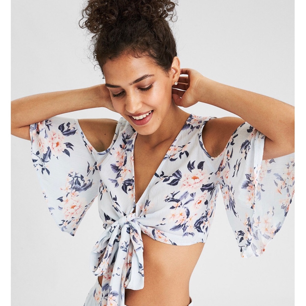 Floral Off the Shoulder Tie Crop Top